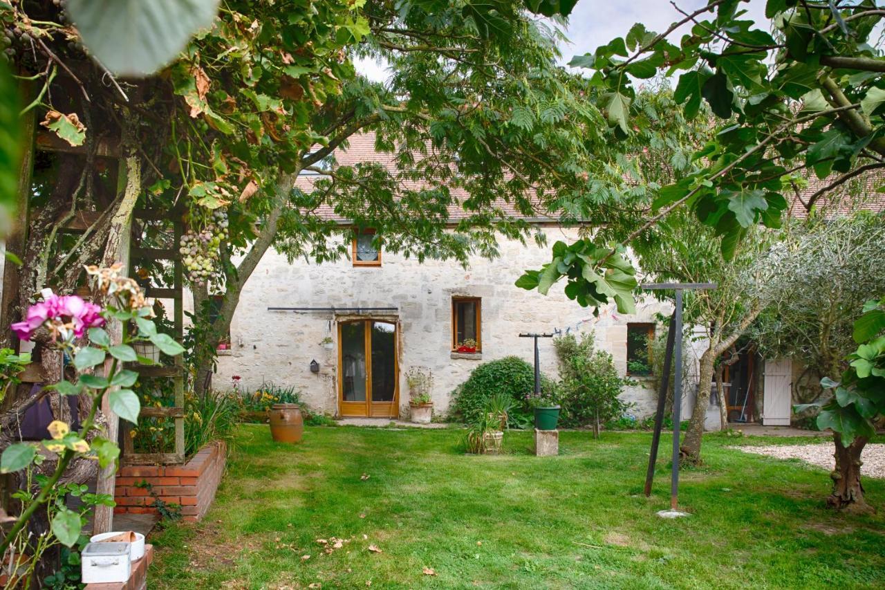 Appartamento La Ferme Des Nonains Montjavoult Esterno foto