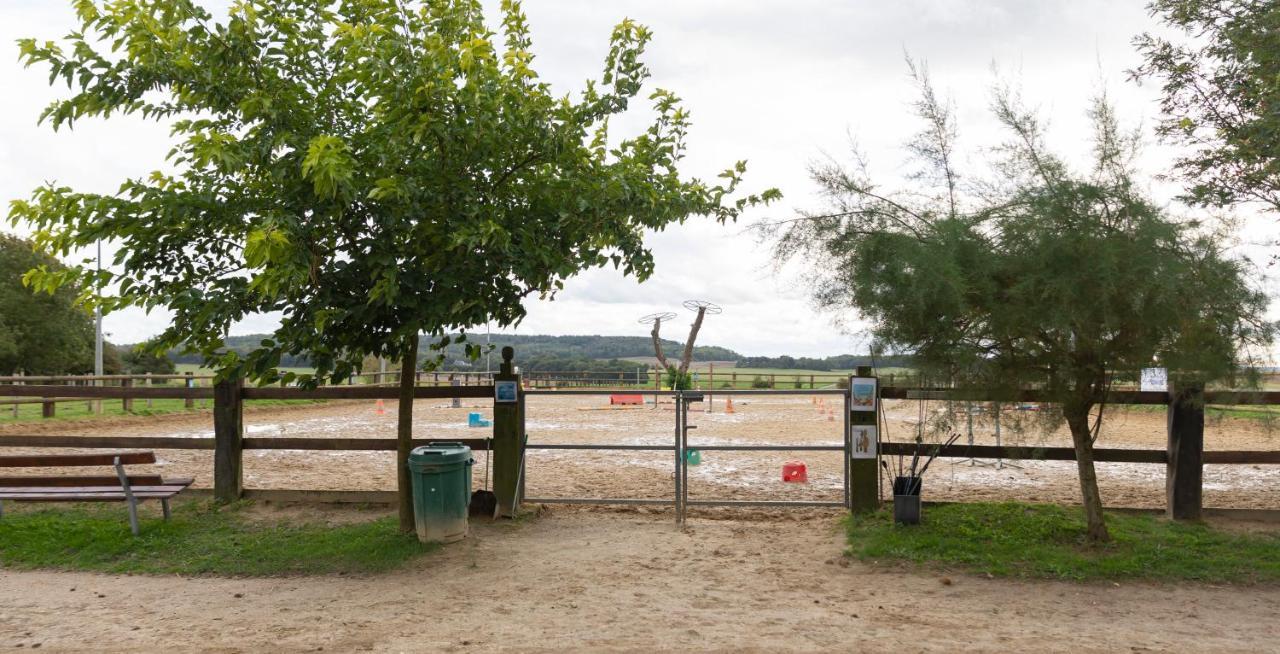 Appartamento La Ferme Des Nonains Montjavoult Esterno foto